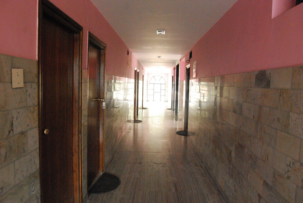 Ути: Hotel Jaysanthi