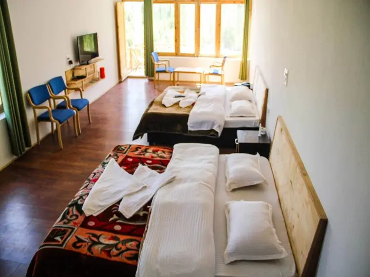 Хундер: Hotel Karma Inn