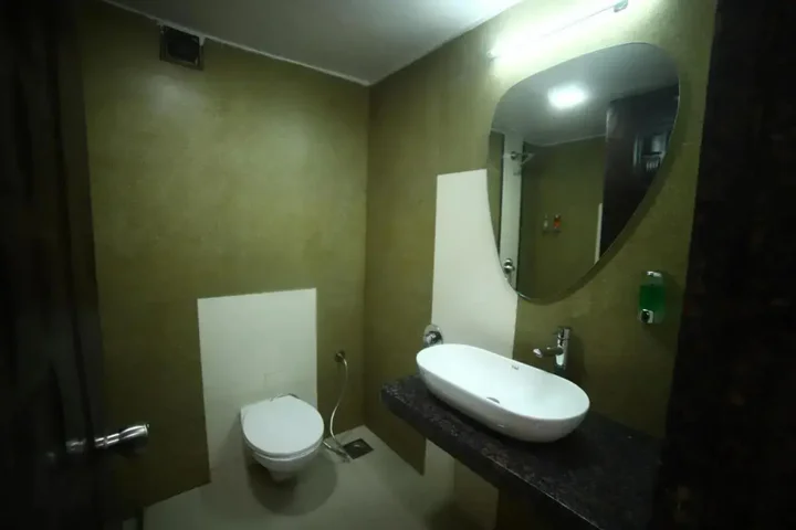 Сапутара: Hotel Sejal Inn