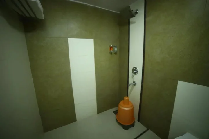 Сапутара: Hotel Sejal Inn