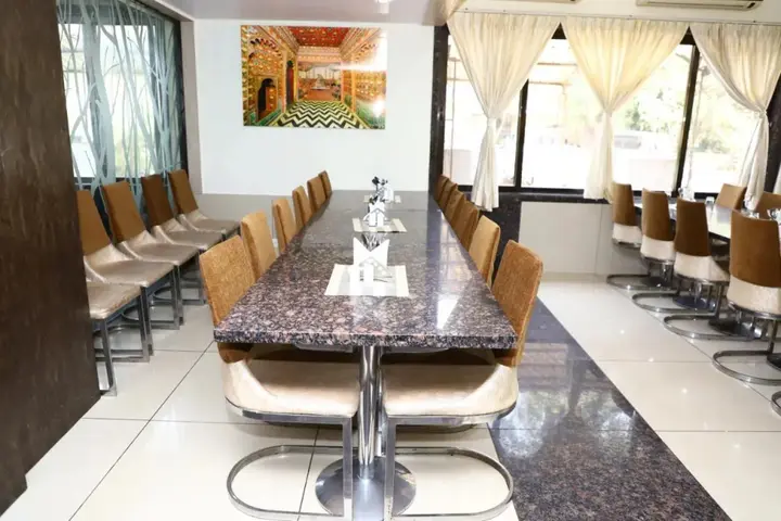 Сапутара: Hotel Sejal Inn