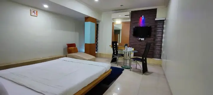 Вапи: Hotel Easy Retreat