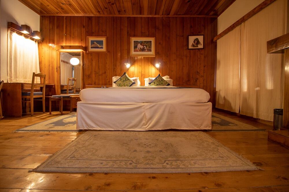 Манали: Hotel  Negis Mayflower