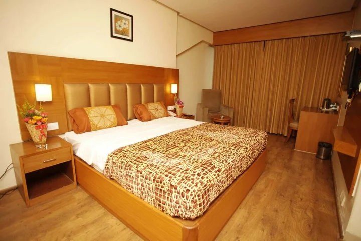 Мумбаи: The Caliph Hotel