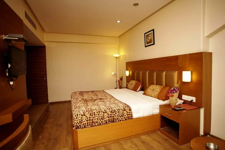Мумбаи: The Caliph Hotel