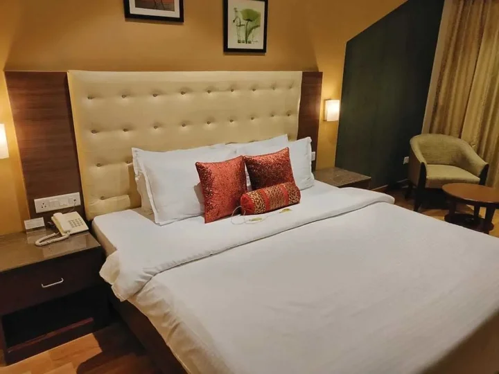 Мумбаи: The Caliph Hotel