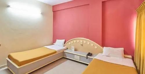 Раджкот: Aditya Hotel