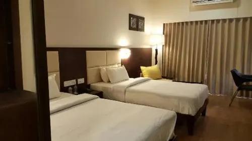 Мехсана: The Highness Hotel