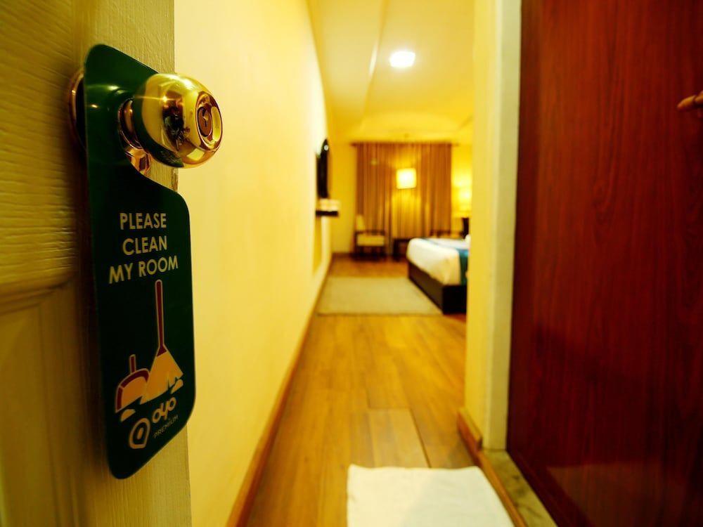 Муннар: OYO 2159 Hotel SN Sujatha Inn