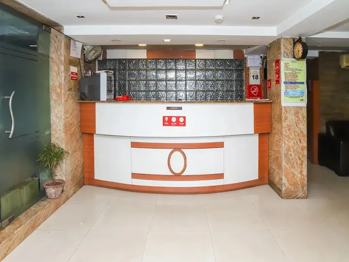 Колката: OYO 2871 Hotel Ratnakar Inn