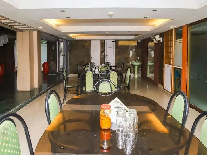 Колката: OYO 2871 Hotel Ratnakar Inn
