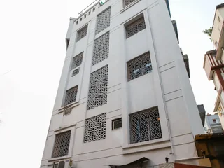 Колката: OYO 2871 Hotel Ratnakar Inn