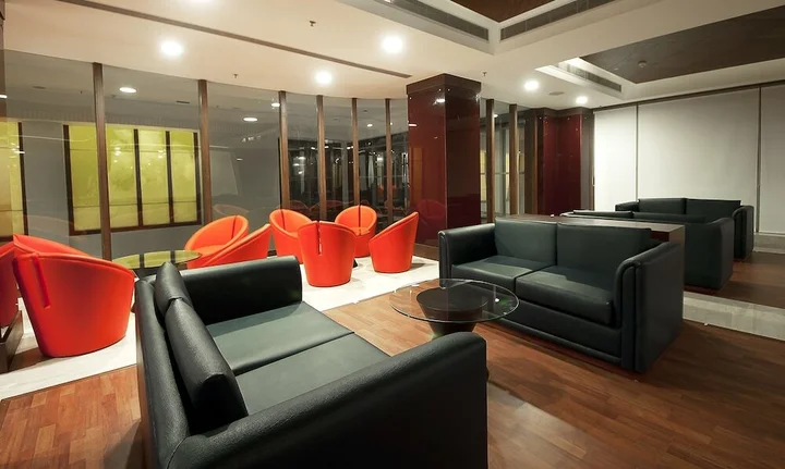 Зиракпур: The Golden Plaza Hotel & Spa