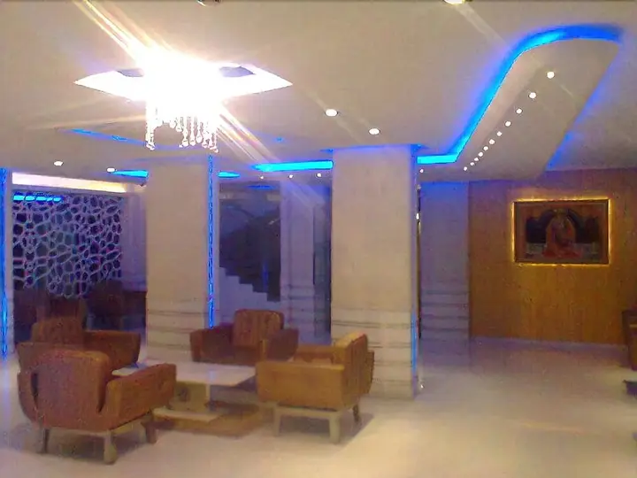 Ширди: Om Sai International