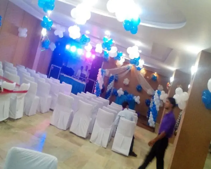 Агра: Hotel Taj Galaxy