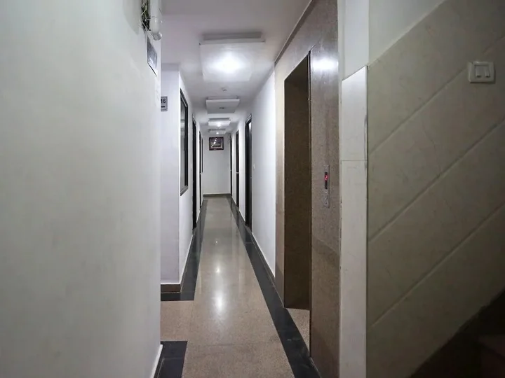 Агра: Hotel Taj Galaxy