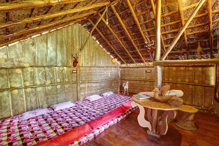 Какабе: Evergreen County Coorg