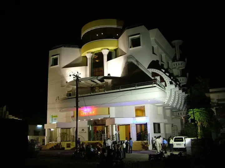 Солапур: Hotel City Park