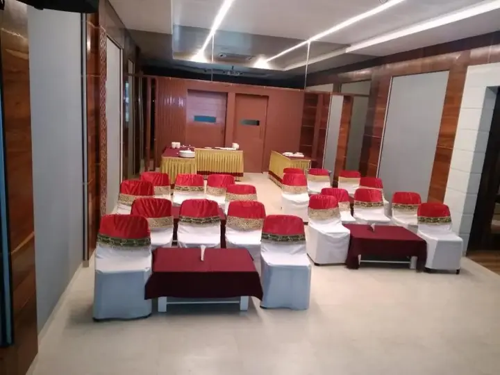 Солапур: Hotel City Park