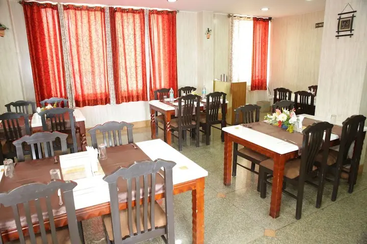 Chikkajala: Hotel Presidency