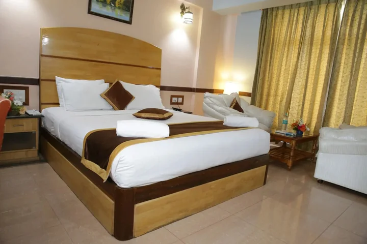 Chikkajala: Hotel Presidency