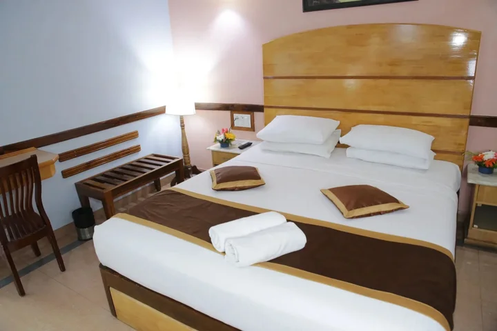 Chikkajala: Hotel Presidency