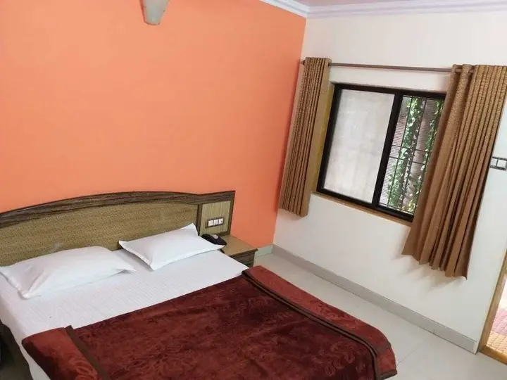 Олд-Махабалешвар: Hotel Rahil Plaza