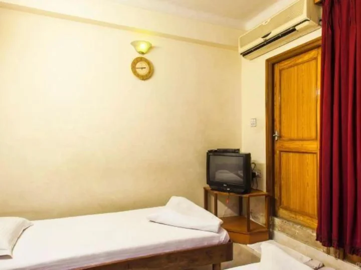 Биканер: Suraj Hotel