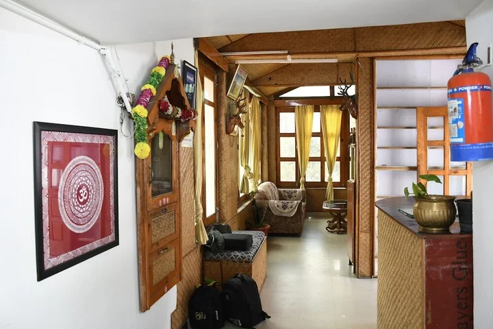 Раникхет: Hotel Shivay