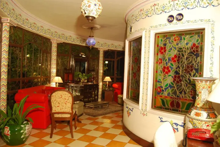 Джайпур: Sugan Niwas Palace