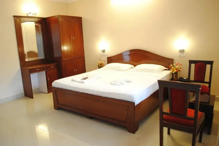 Калангут: Plazaa Inn