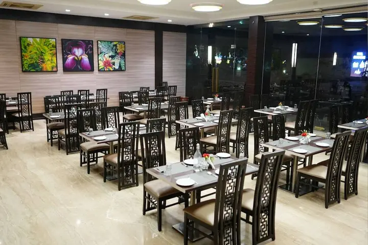 Лонавала: Hotel Grand Visava
