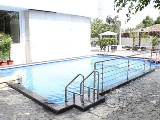 Лонавала: Hotel Grand Visava