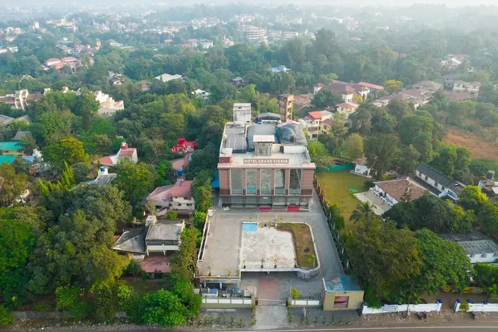 Лонавала: Hotel Grand Visava