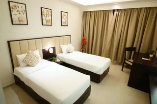 Лонавала: Hotel Grand Visava