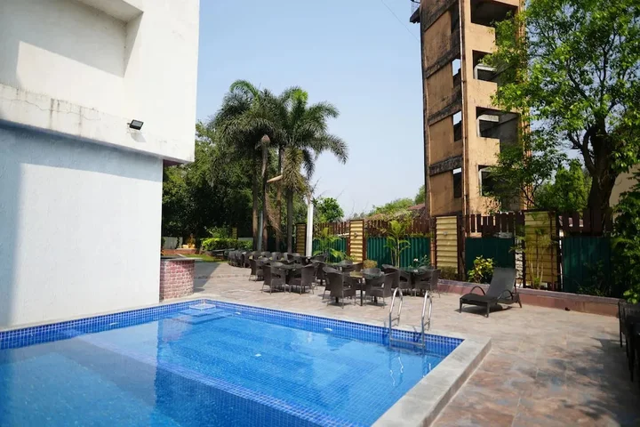 Лонавала: Hotel Grand Visava
