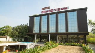 Лонавала: Hotel Grand Visava