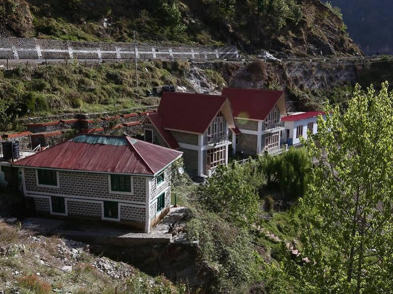 Куфри: V Resorts-Narkanda Cottage