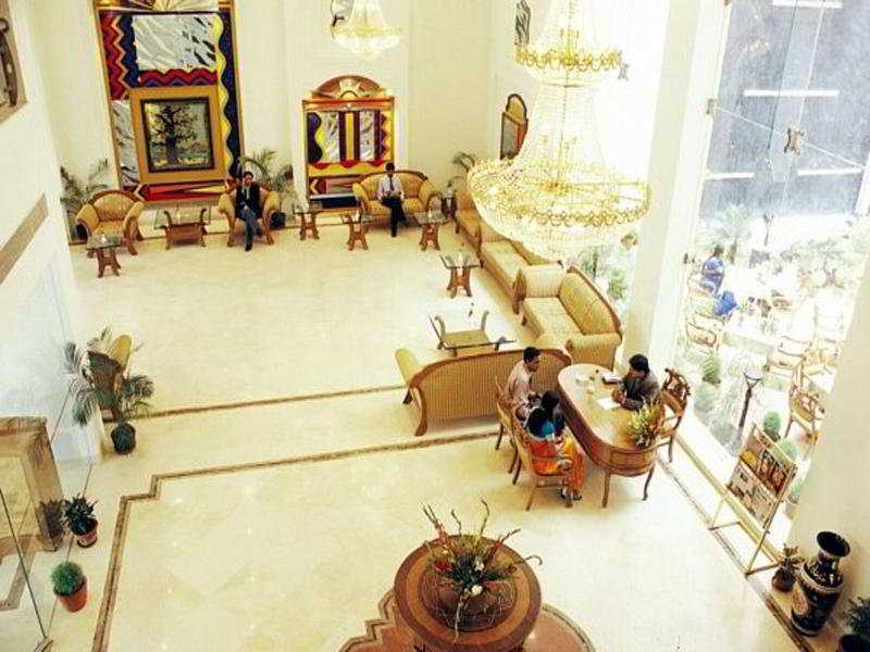 Варанаси: Hotel Meraden Grand