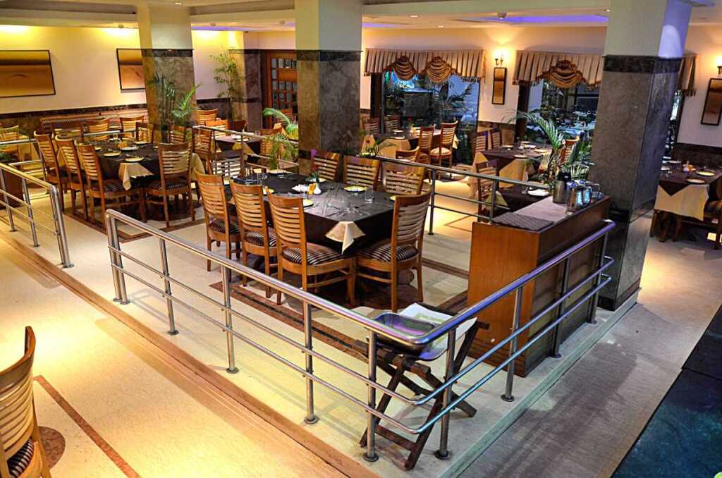 Варанаси: Hotel Meraden Grand