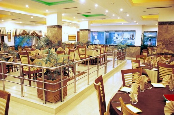 Варанаси: Hotel Meraden Grand
