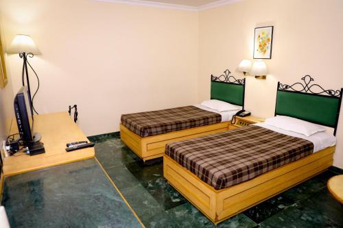 Вадодара: The Hotel Airport