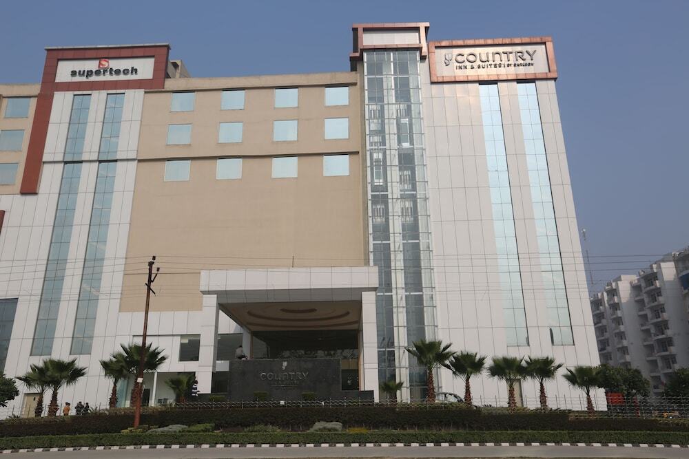 Мератх: Country Inn and Suites By Carlson Meerut