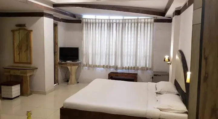 Висакхапатнам: Sarovar Hotel