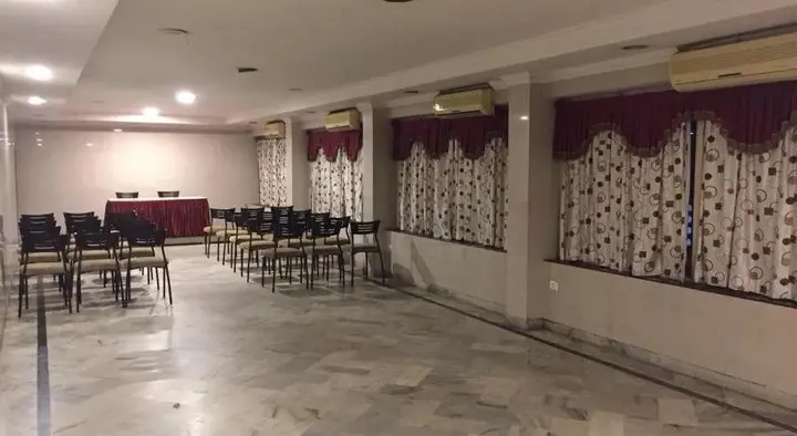 Висакхапатнам: Sarovar Hotel