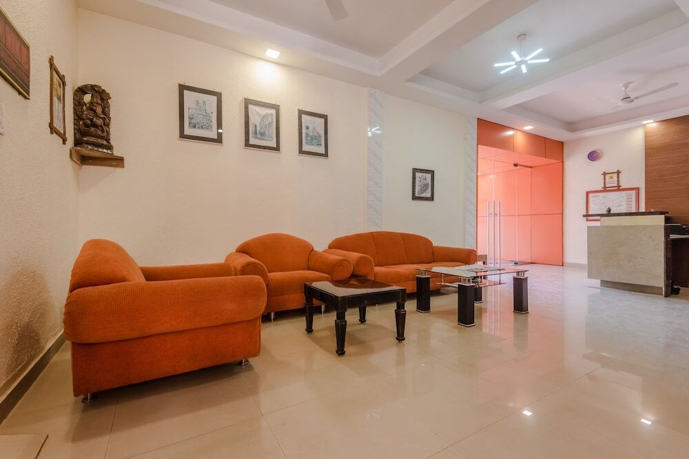 Лонавала: OYO 7647 Hotel Lions Den