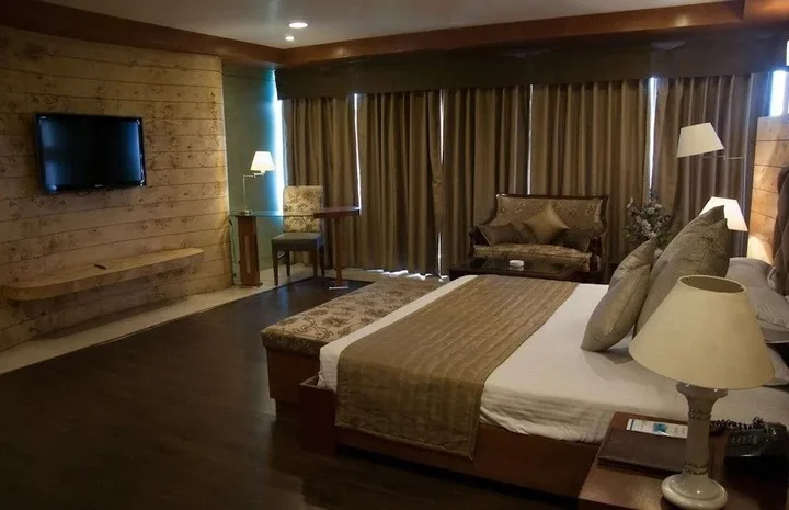 Чандигарх: Hotel Shivalikview