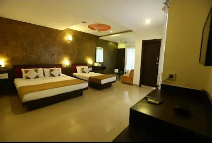 Индаур: Hotel Paradise