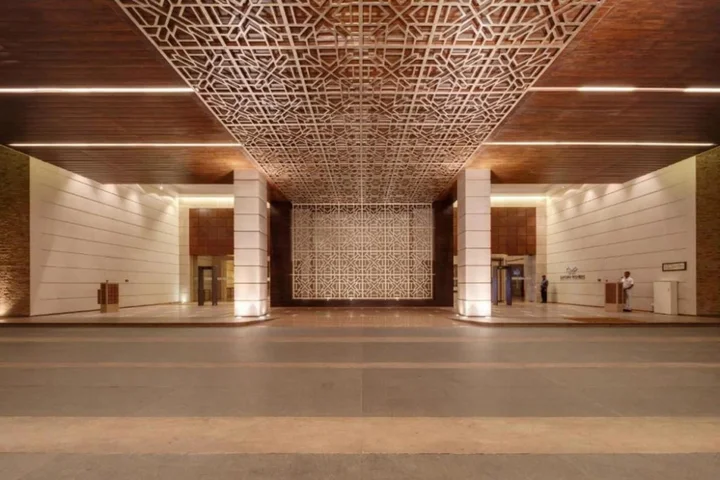 Солапур: Balaji Sarovar Premiere Solapur