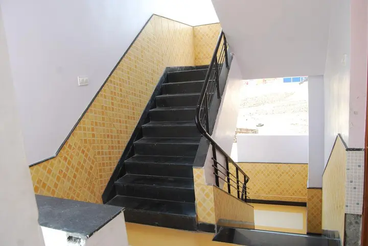Ширди: Hotel Utsav